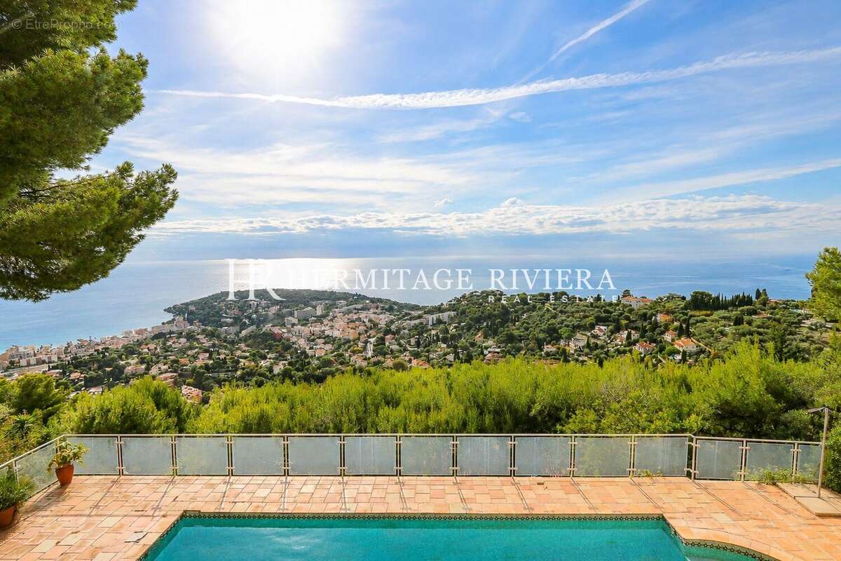 Maison à ROQUEBRUNE-CAP-MARTIN