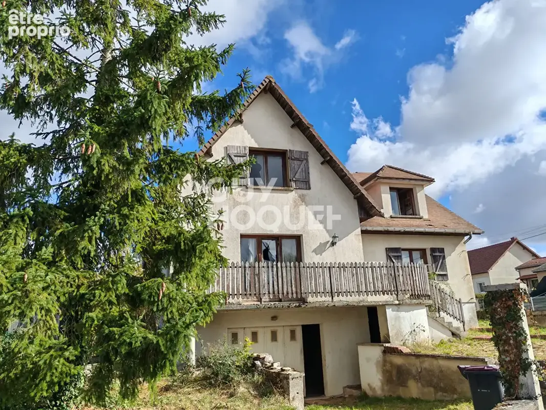Grande maison à restaurer - photo 1