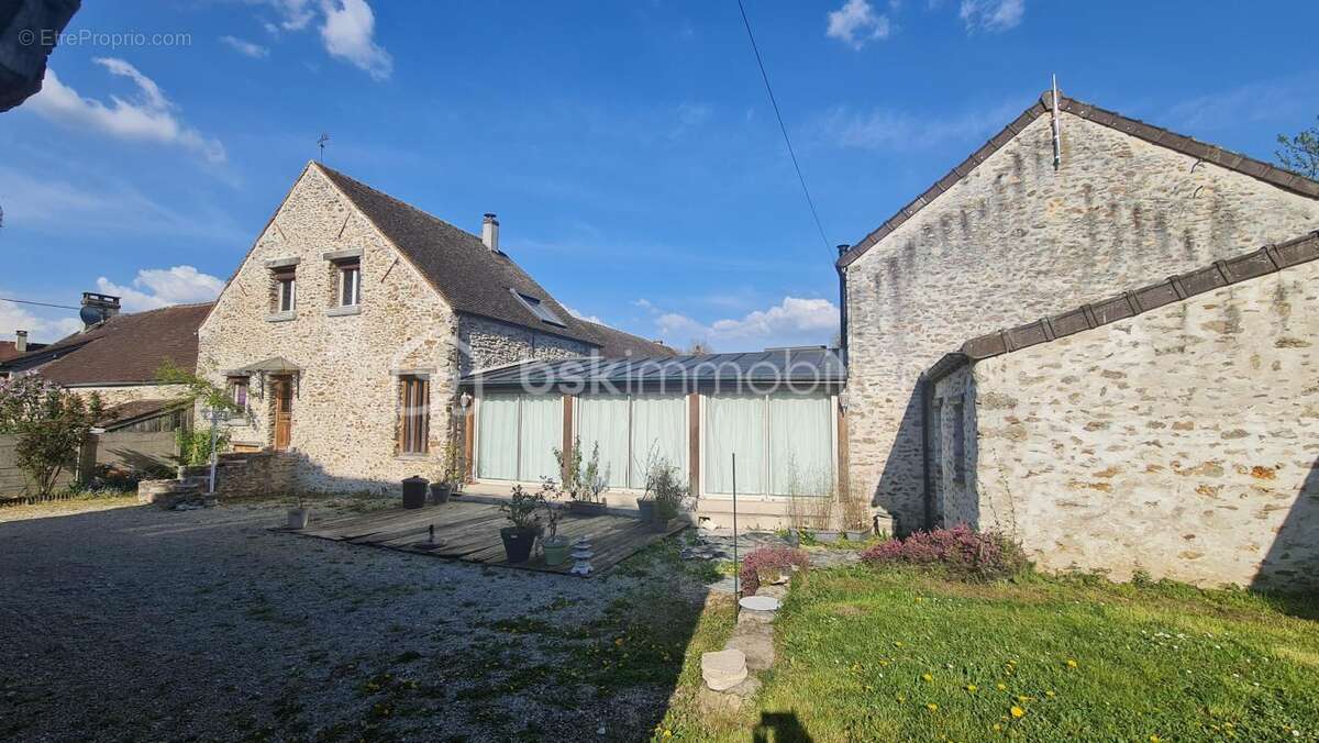 Maison à POMMEUSE