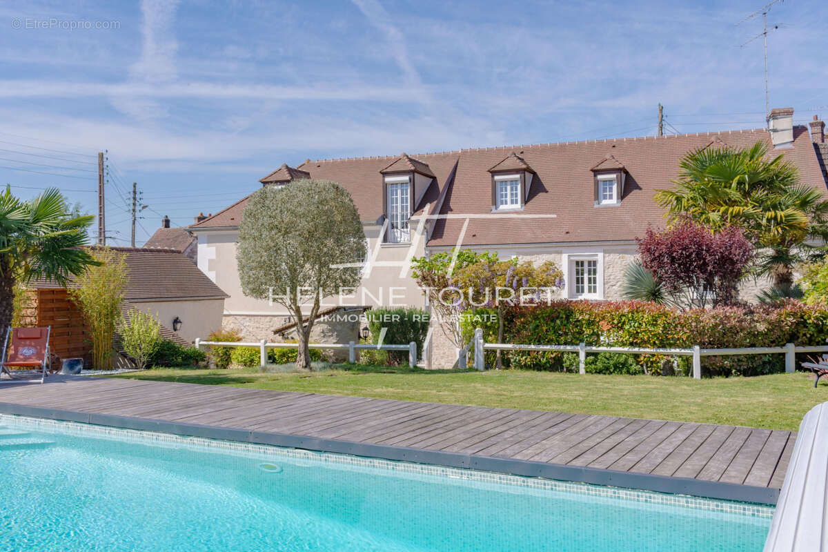 Maison 254 m² à Baron  - photo 6