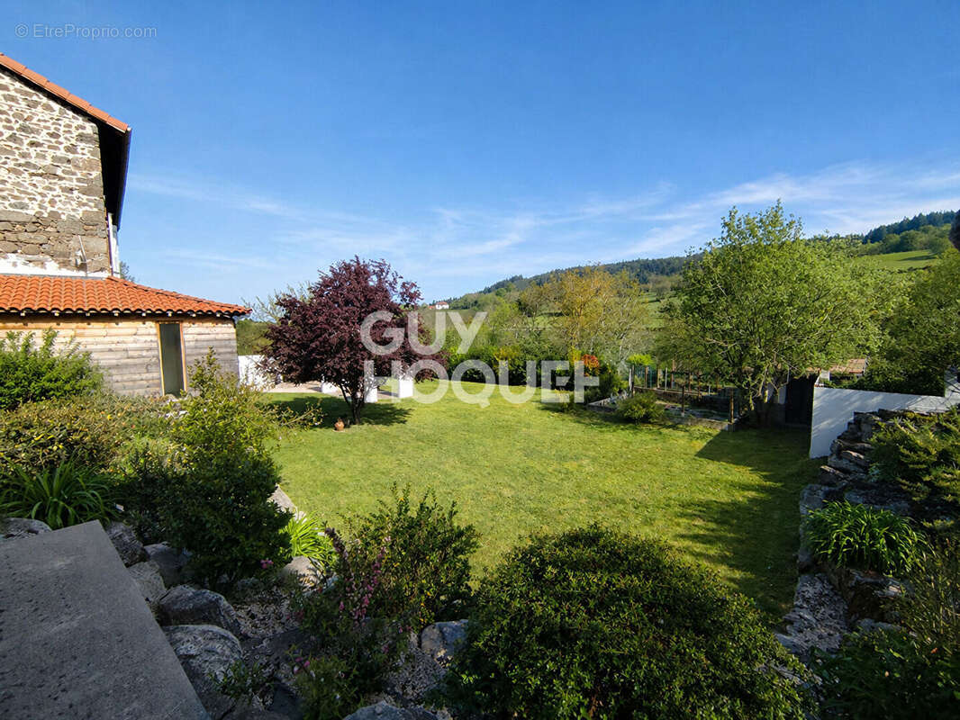 Maison à NOIRETABLE