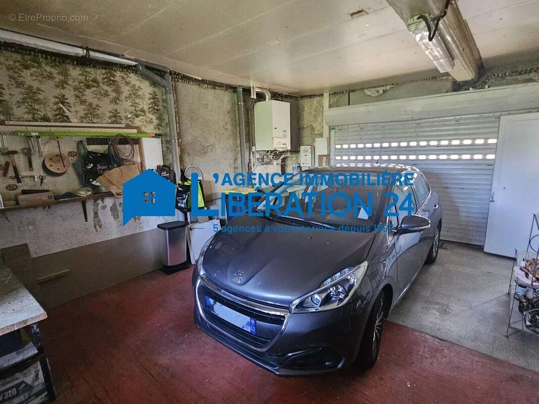 Maison à SAINT-PAUL-EN-JAREZ