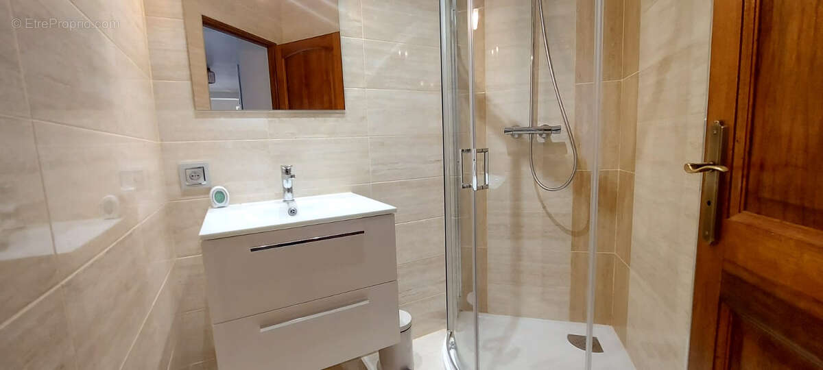 Maison à MEOUNES-LES-MONTRIEUX