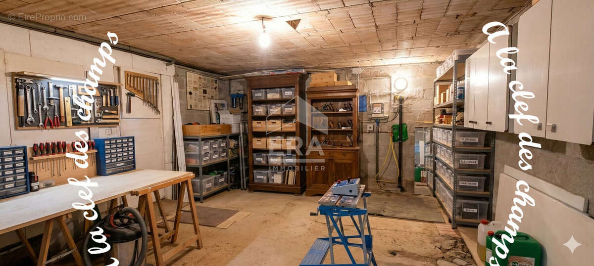 Maison à BURES-SUR-YVETTE