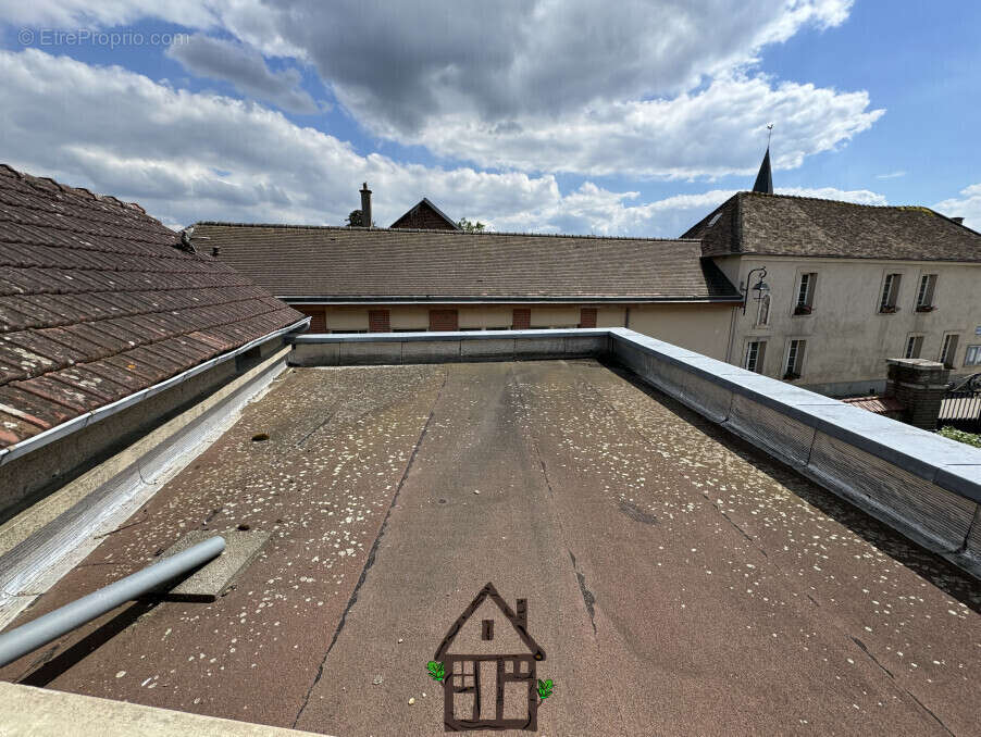 Maison à HEUBECOURT-HARICOURT