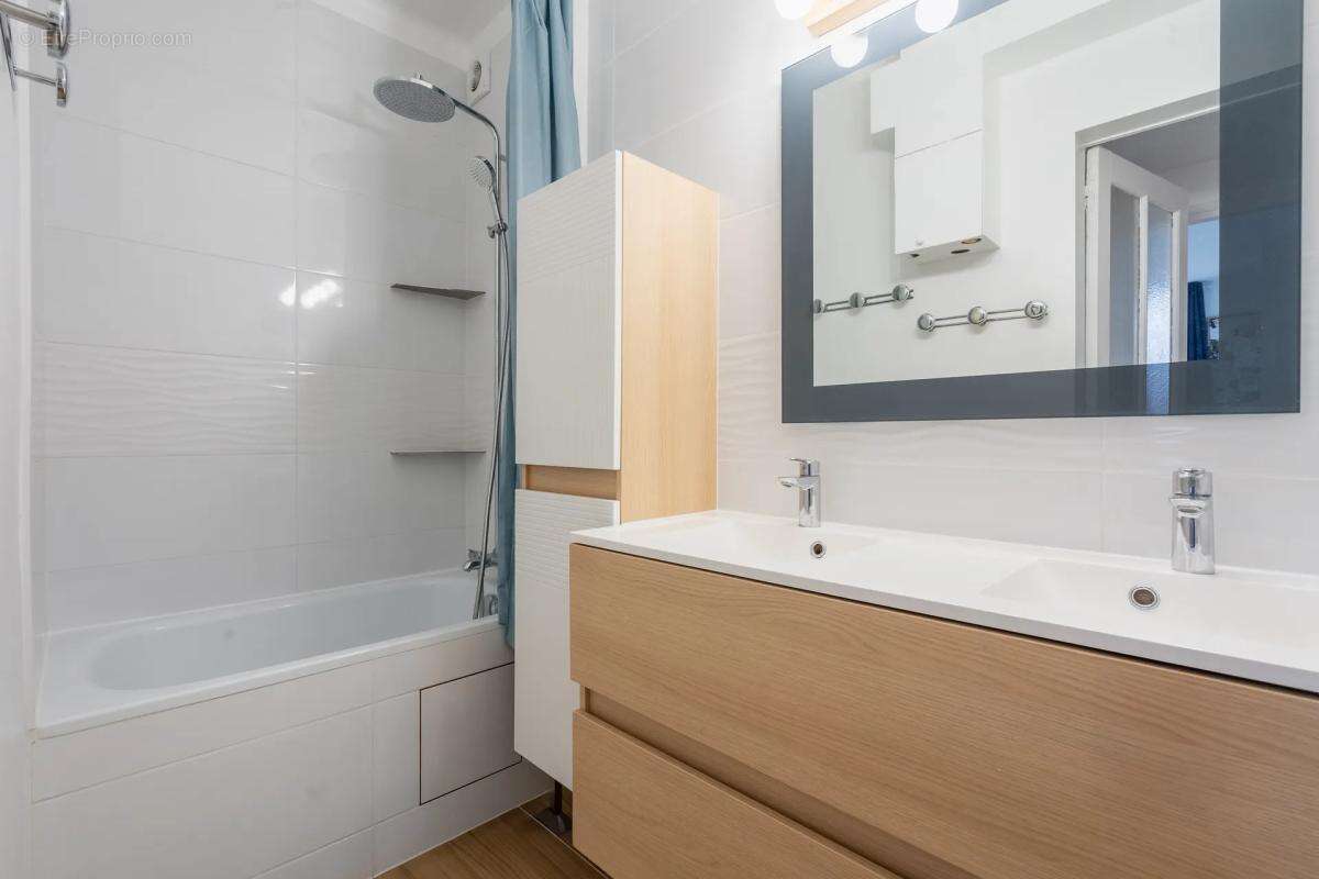 Appartement à FONTENAY-SOUS-BOIS