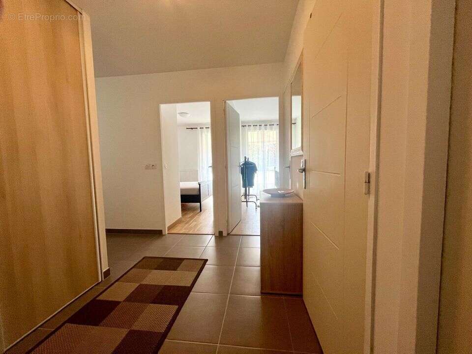 Appartement 70 m² à Saint-Julien-En-Genevois  - photo 23