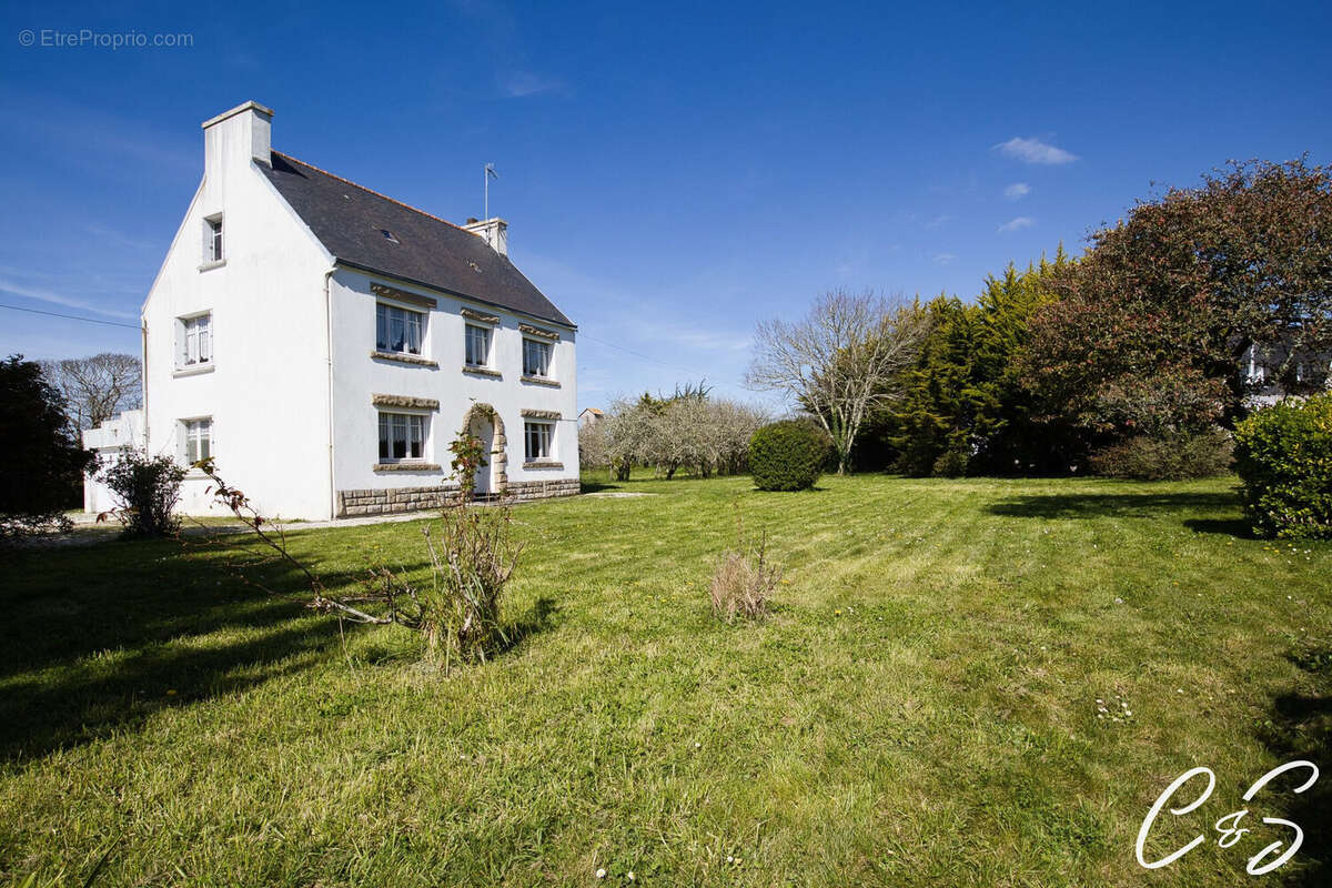 Maison à PLOBANNALEC-LESCONIL