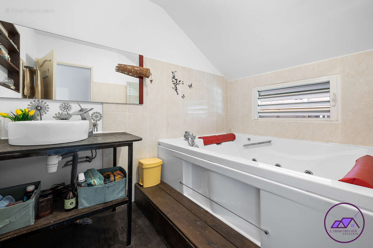 Maison à SAINT-DENIS