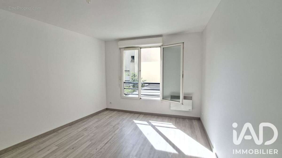 Photo 4 - Appartement à PARIS-20E