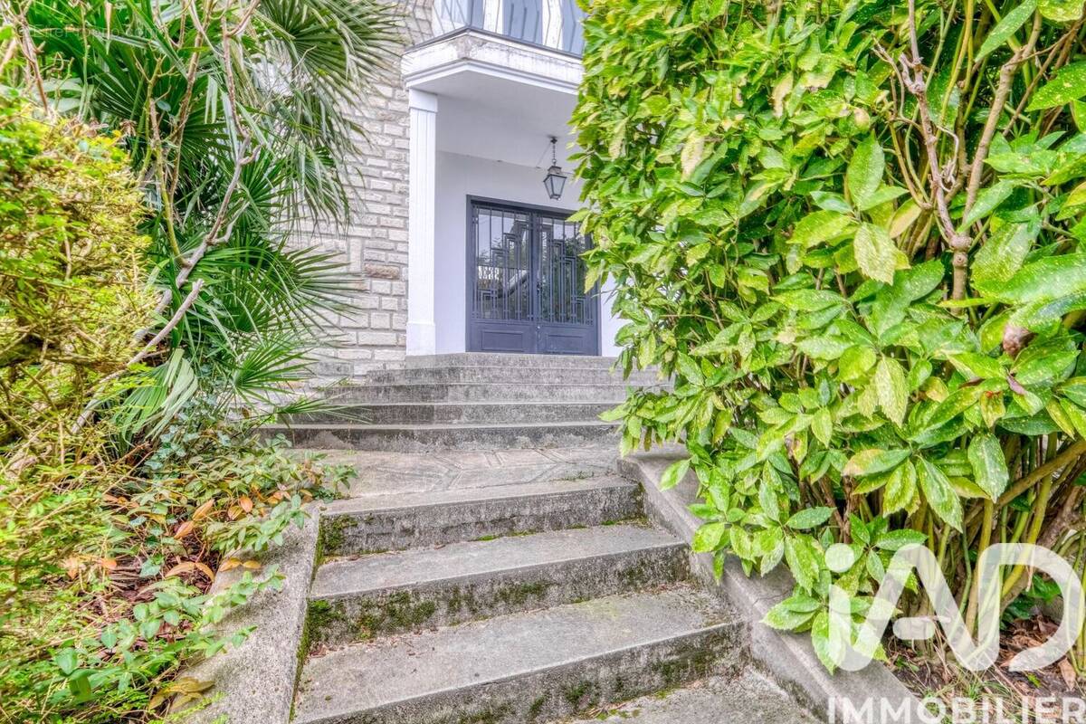 Photo 1 - Maison à CLICHY-SOUS-BOIS