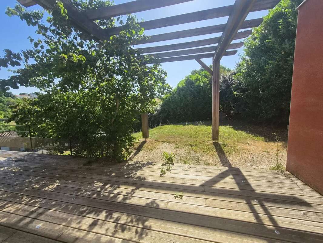 Preignan - Belle villa contemporaine Type 4 avec vue dégagée - photo 4