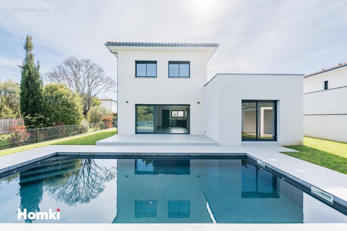 Maison à SAINT-HILAIRE