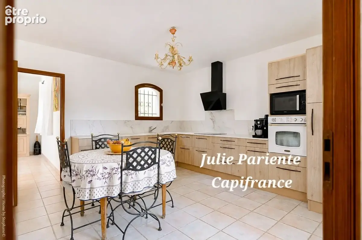 Maison à vendre 6 pièces LA CIOTAT (13)4000 M2 Terrain - photo 11