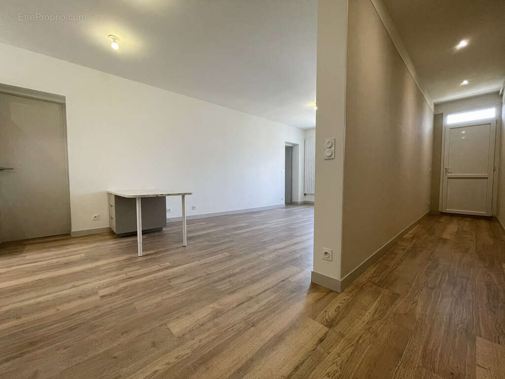 Appartement à VILLARD-BONNOT