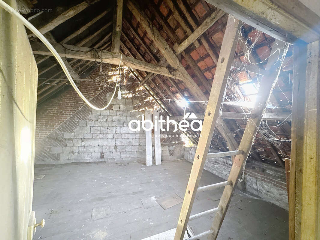 Maison à NEUVILLE-SAINT-VAAST