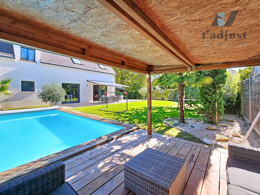 Maison à VULAINES-SUR-SEINE