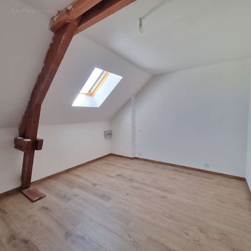 Maison 157 m² à Lignerolles  - photo 9