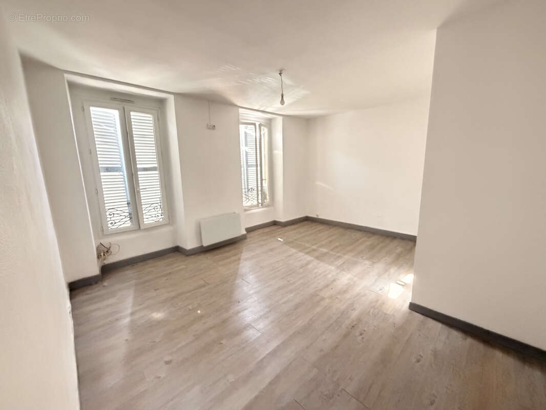 Vente plusieurs lots dans un immeuble - photo 6