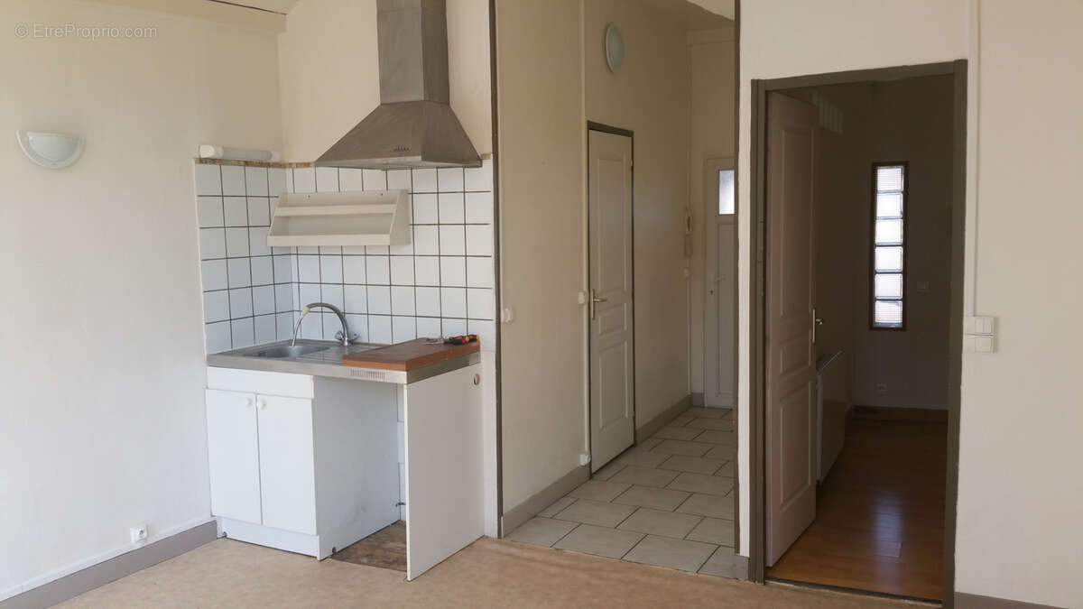 Appartement à VILLENEUVE-SUR-YONNE