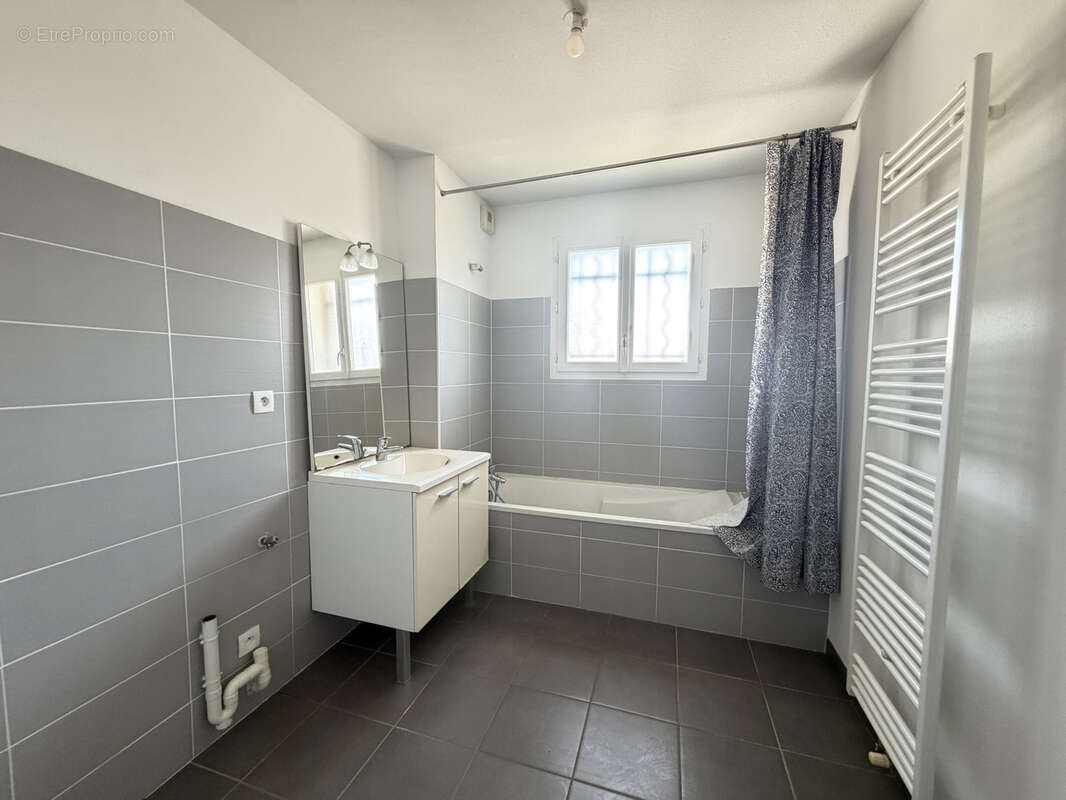 Appartement t2 de 44.5 m2 avec un garage - photo 5