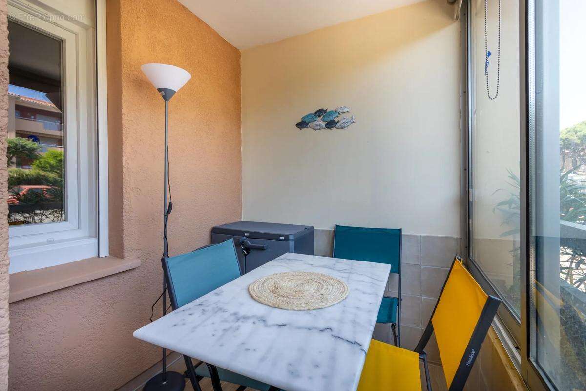Appartement à BORMES-LES-MIMOSAS