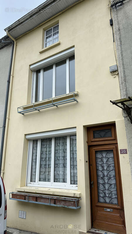 Maison à DAMAZAN