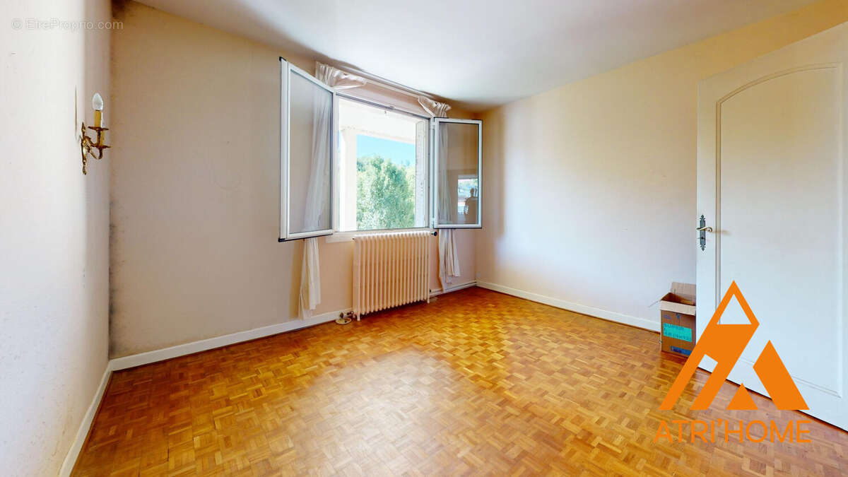 Appartement 92 m² à Aurillac  - photo 8