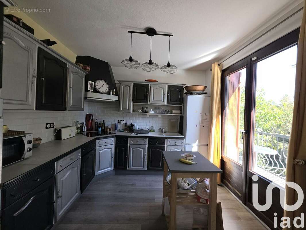 Photo 2 - Maison à SAINT-ETIENNE