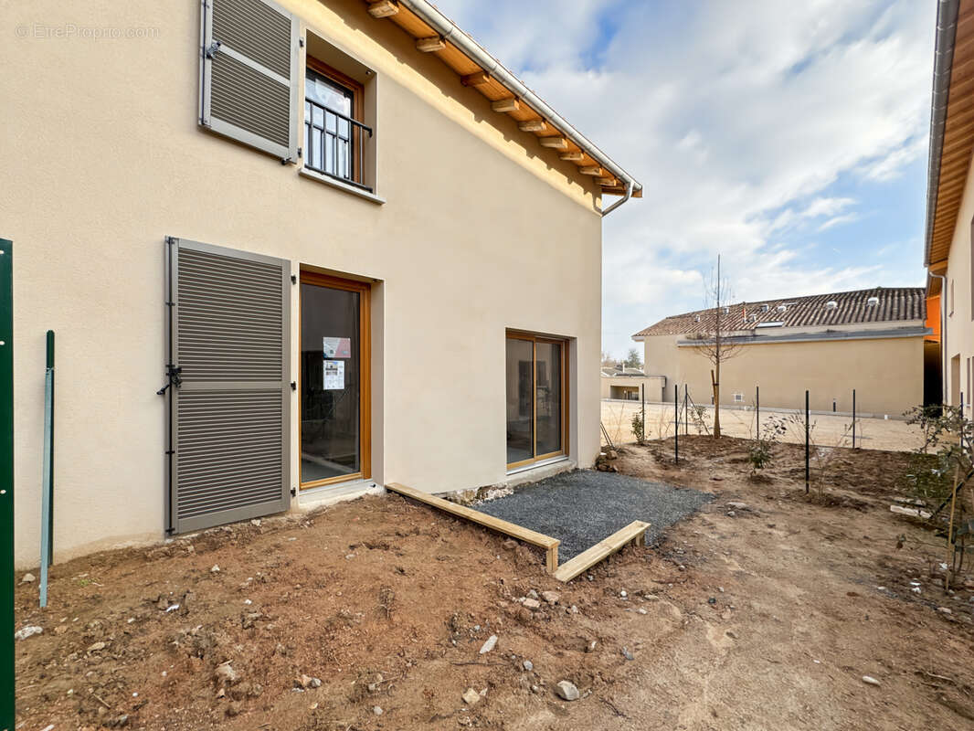 Appartement à TREVOUX