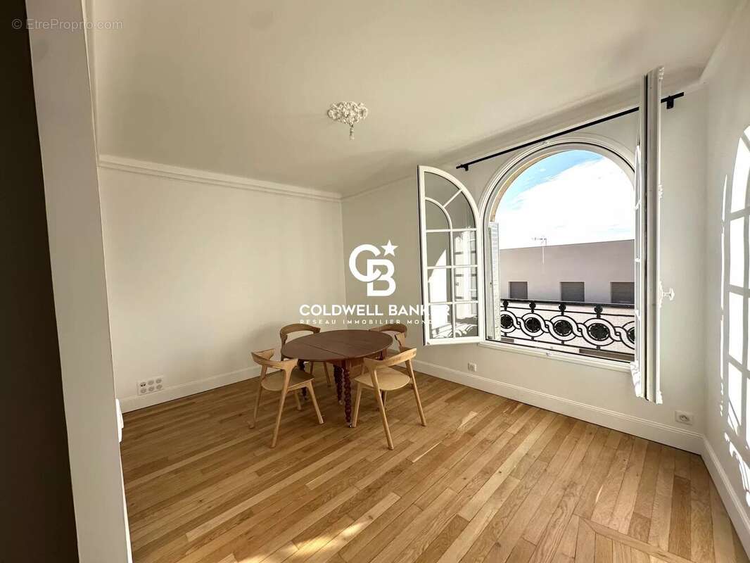 Appartement à LE VESINET