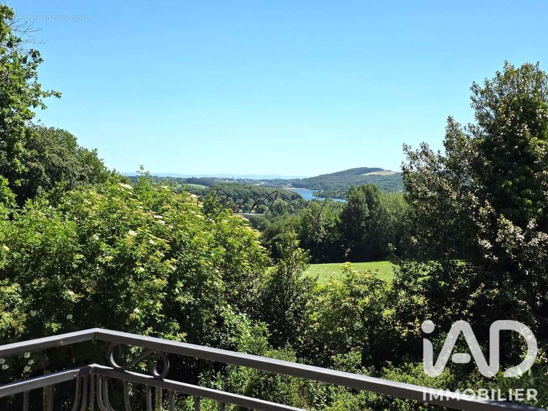Maison 91 m² à Alrance  - photo 8
