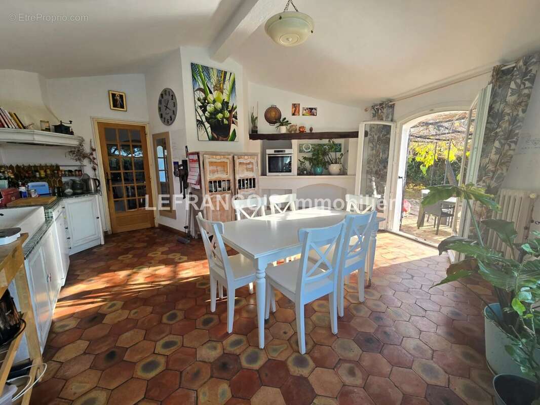 Maison à PEYMEINADE