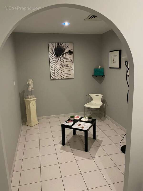 Commerce à NARBONNE