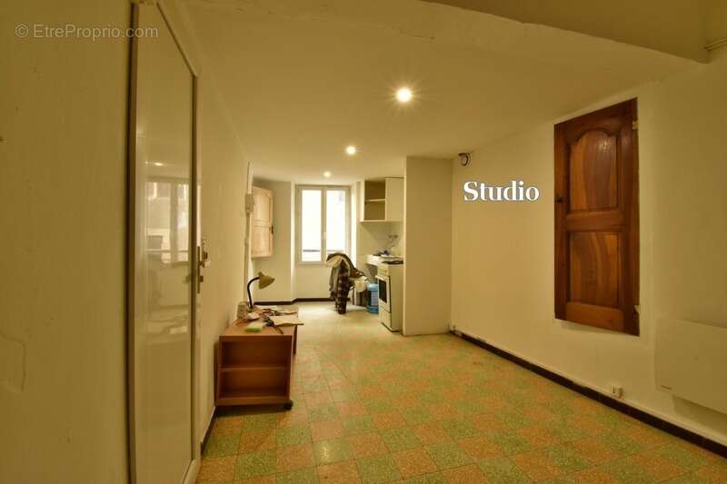 Immeuble de rapport à vendre - LA MOTTE DU CAIRE (04) - photo 9