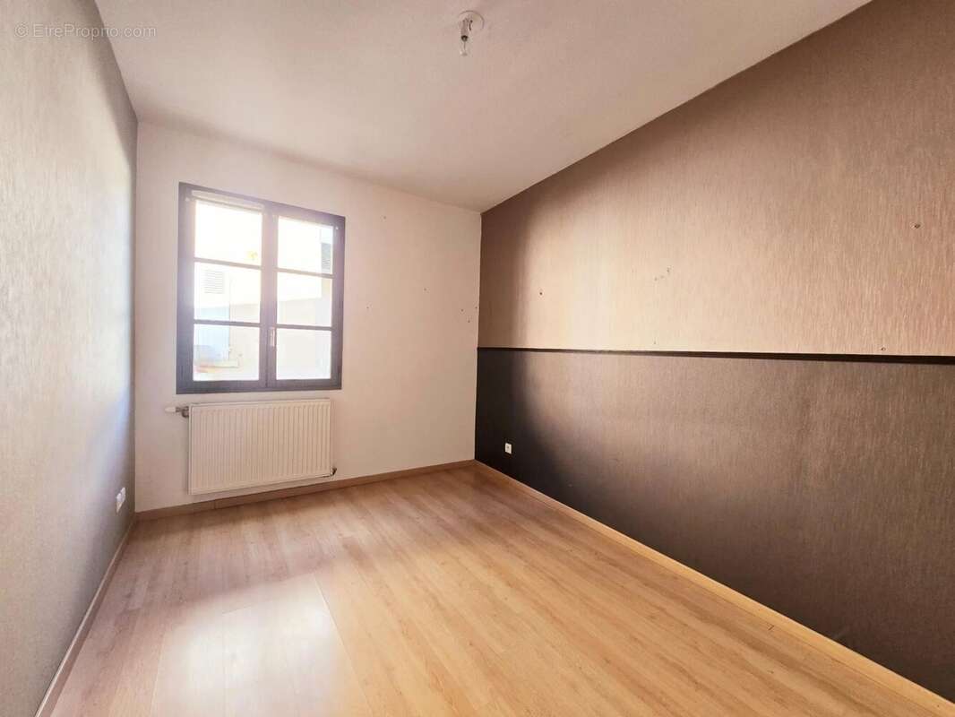 Appartement à ANSE