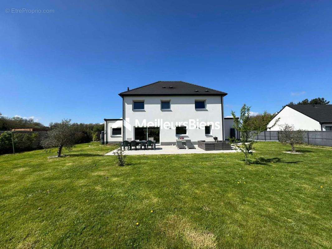 Maison à RECQUIGNIES