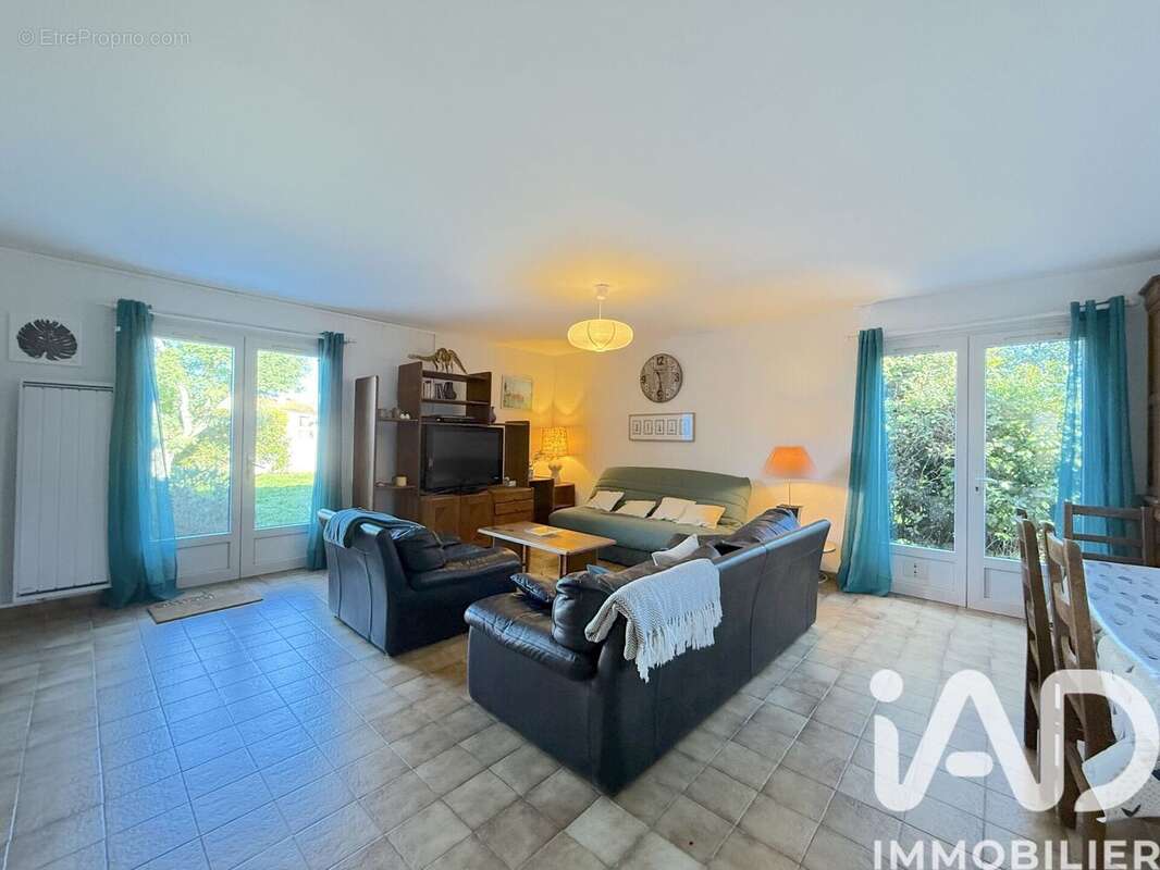 Photo 3 - Maison à LE CHATEAU-D&#039;OLERON