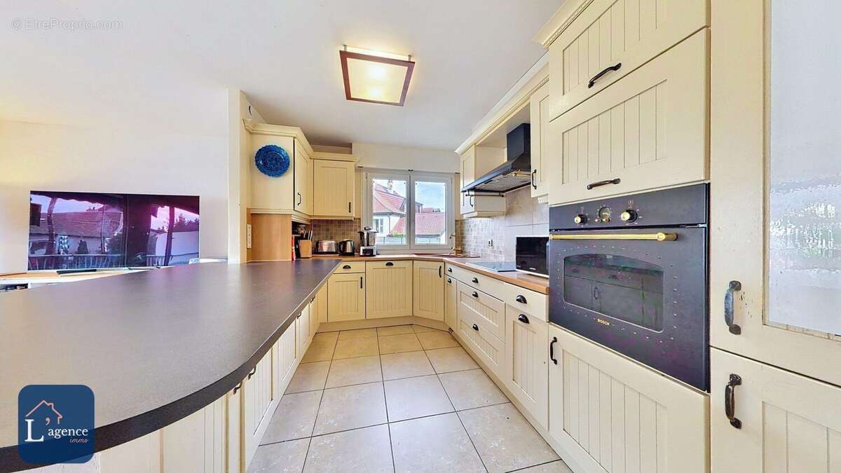 Appartement à DIVONNE-LES-BAINS