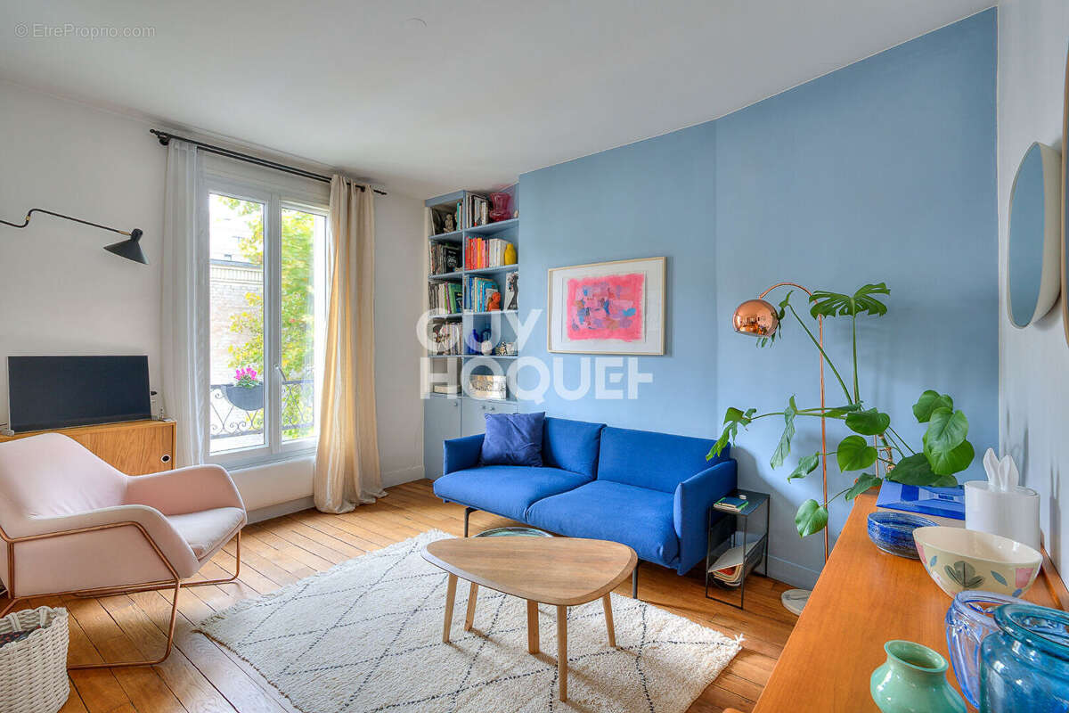 Appartement à PARIS-15E