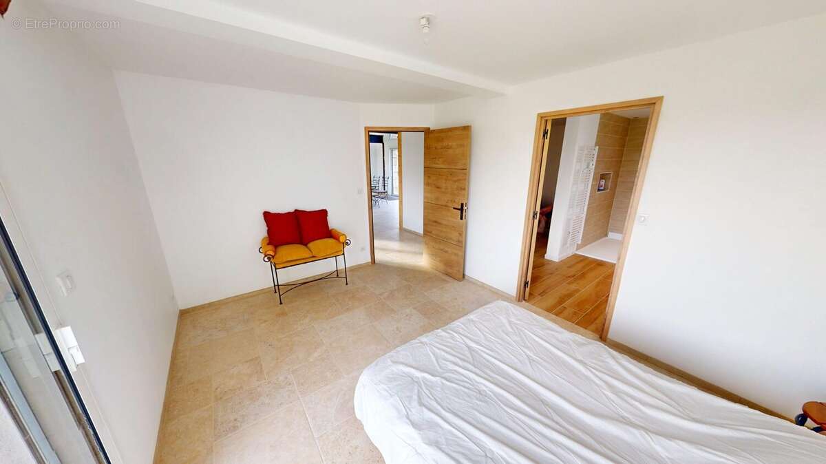 Maison à VERNOU-SUR-BRENNE