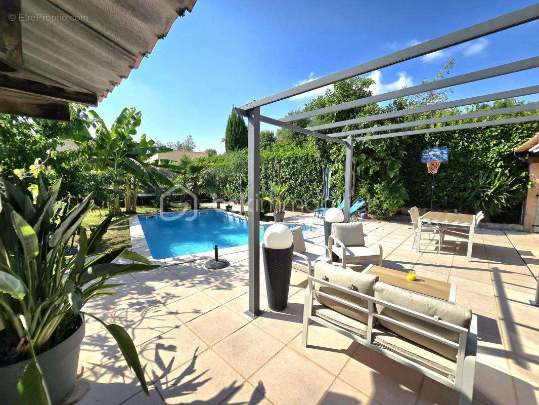 Maison 4 pièces avec piscine, jardin et chambre de plain-pied – À seulement 5 minutes du village - photo 20
