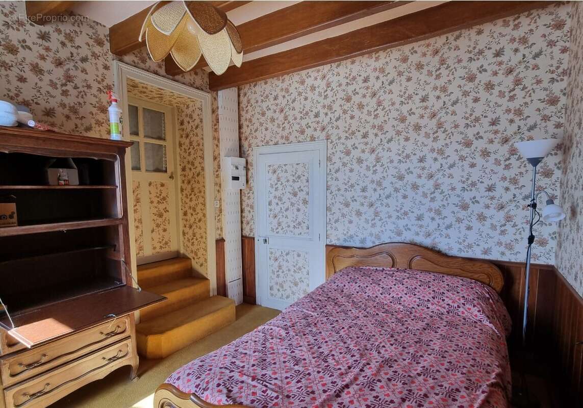 Maison à CHASSIGNOLLES