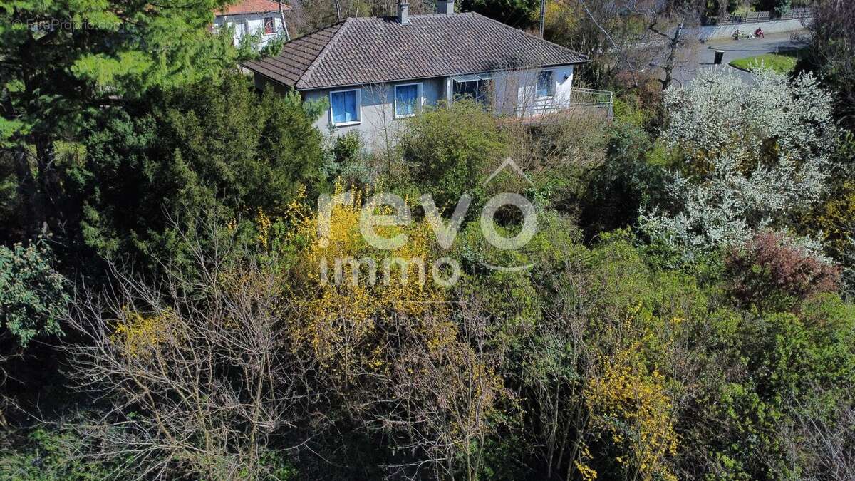 Maison à RILLIEUX-LA-PAPE