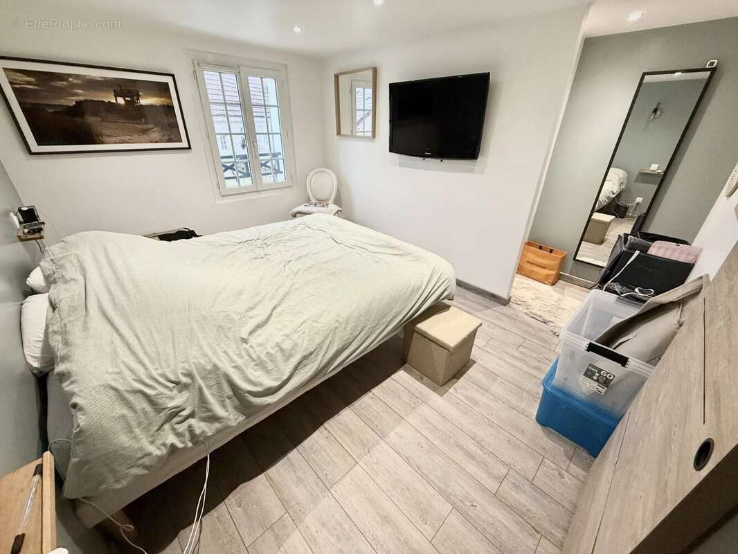 Maison à CLAYE-SOUILLY