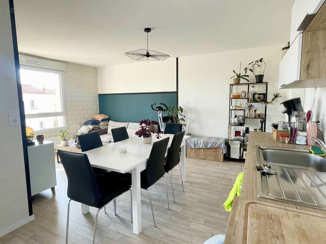 Appartement à LES SORINIERES