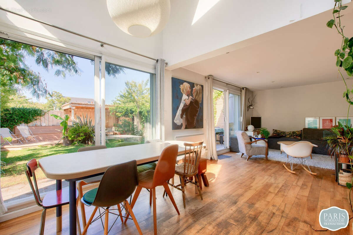 Maison à COLOMBES