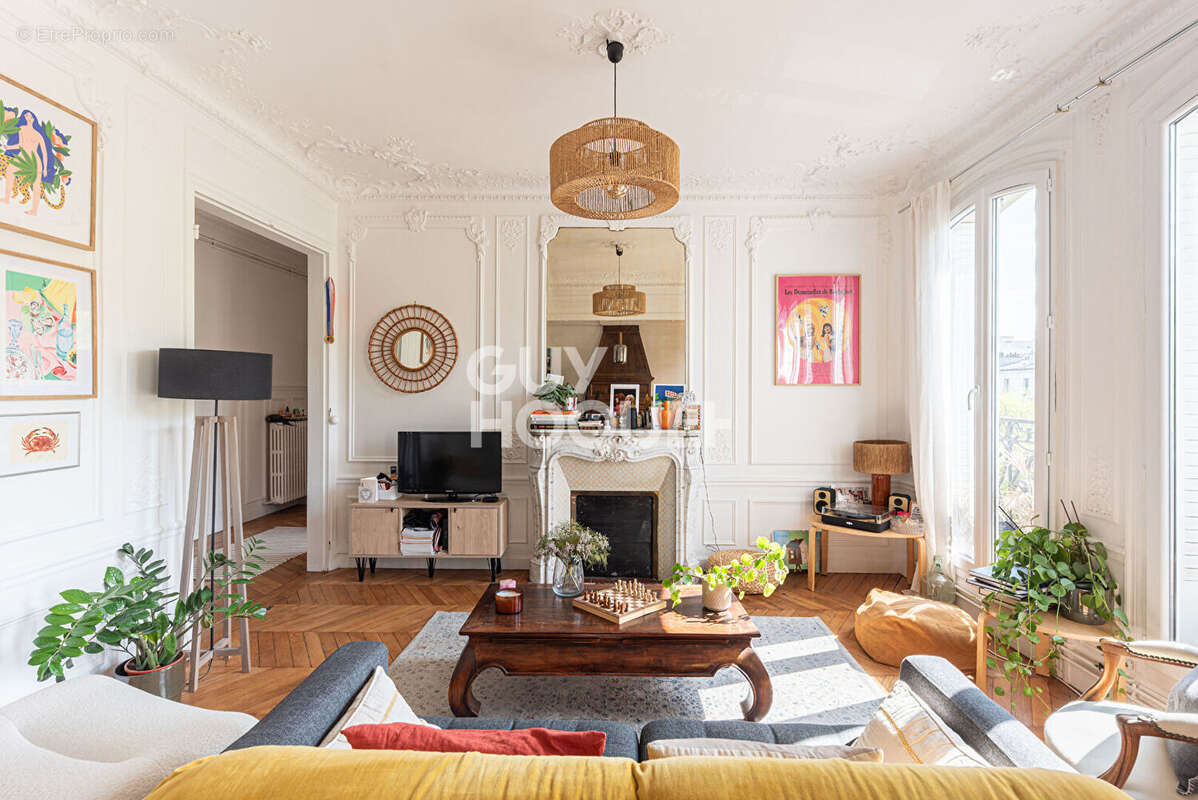 Appartement à PARIS-12E