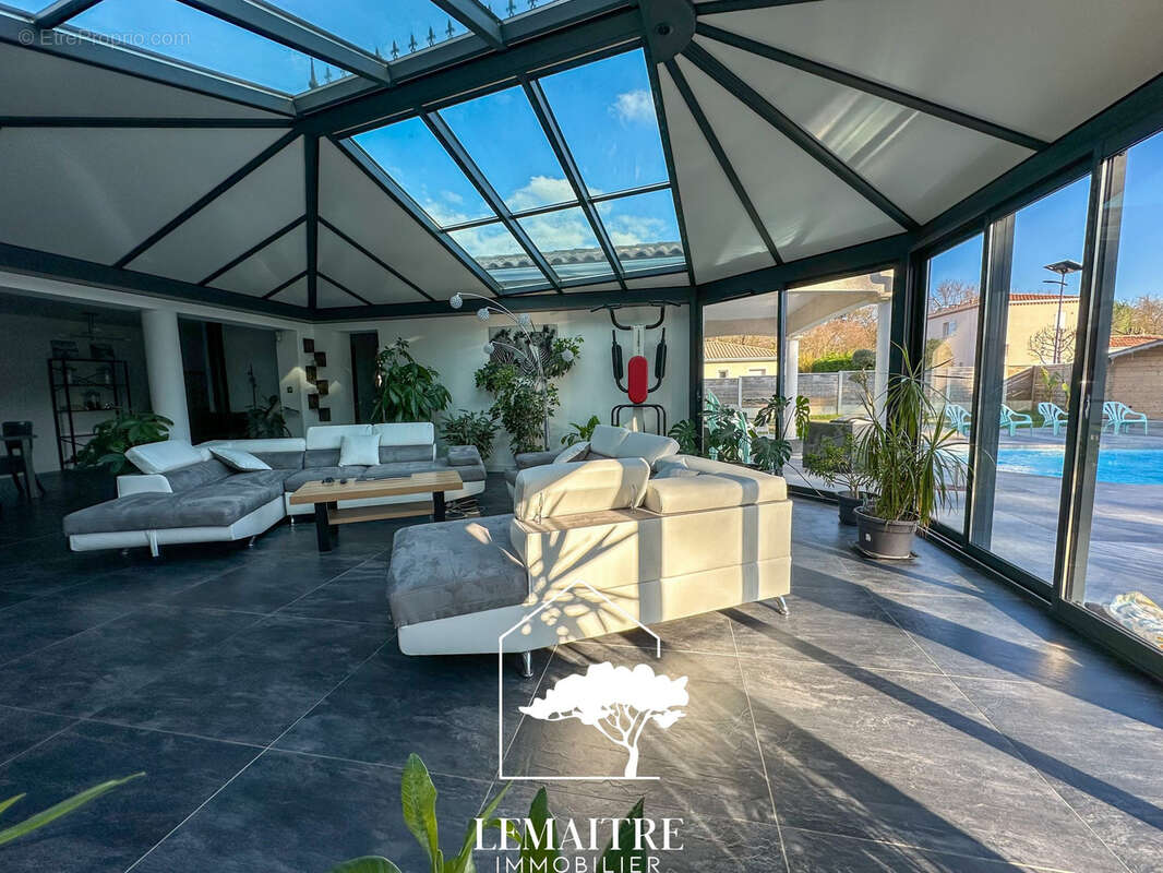 Maison à LES MATHES