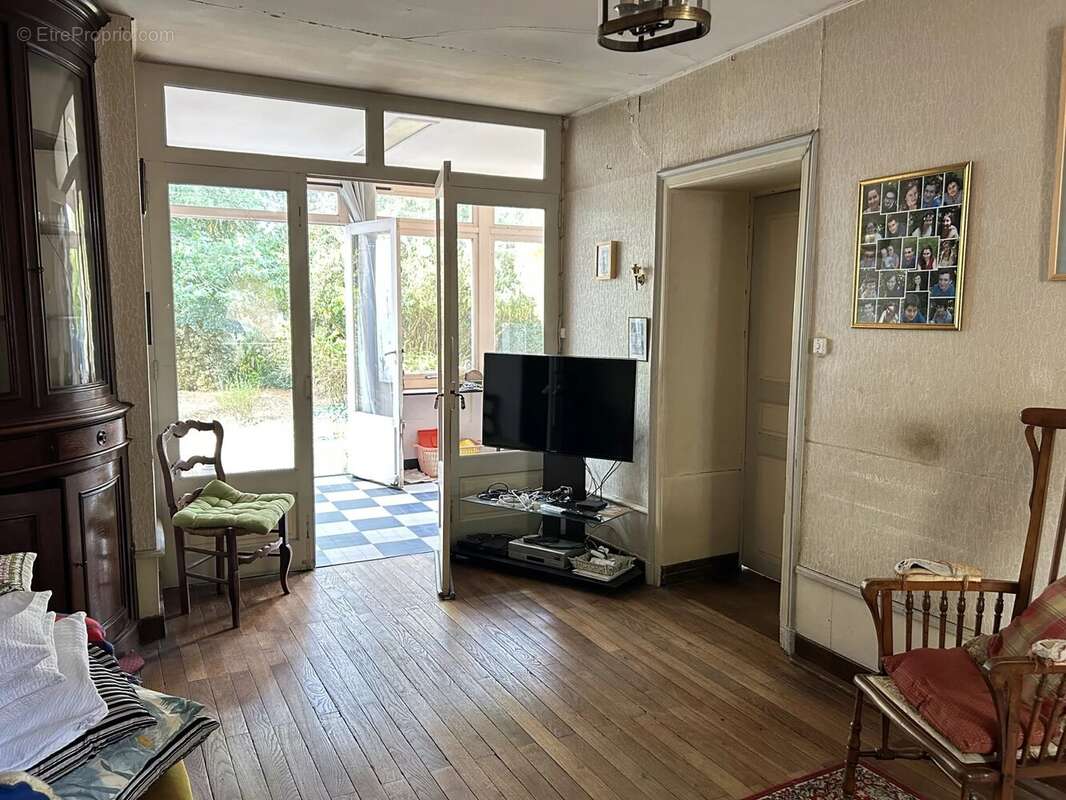 Maison 265 m² à Bressuire  - photo 5